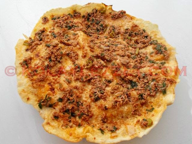 evde lahmacun tarifi nasil yapilir