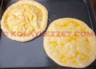 IKI FARKLI HACAPURI Gurcistan Pidesi Khachapuri Batum Imereti Megrelia 1