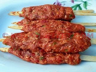 EVDE ADANA KEBAP YAPIMI KIYMA KEBABI 4