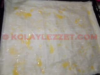 HAZIR-YUFKADAN-CEVİZLİ-KOLAY-BAKLAVA