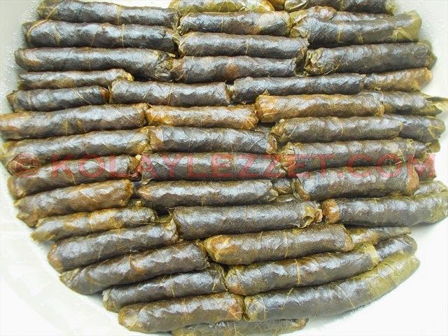 ZEYTINYAGLI YAPRAK SARMA YALANCI DOLMA 4